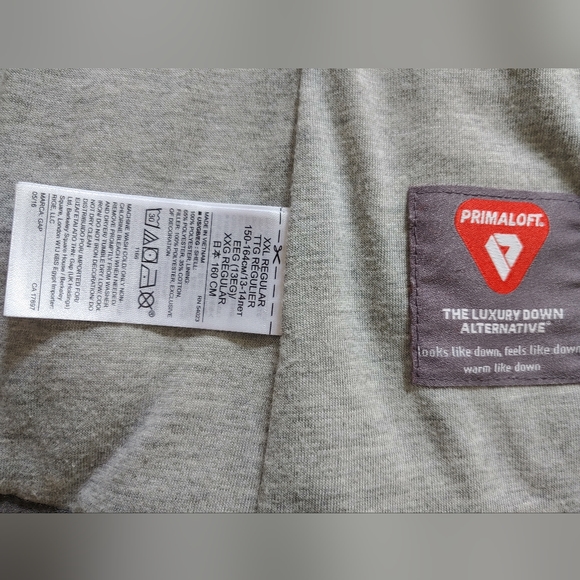 Girl's Gapfit Hooded Puffer Vest, XXL - Picture 8 of 10